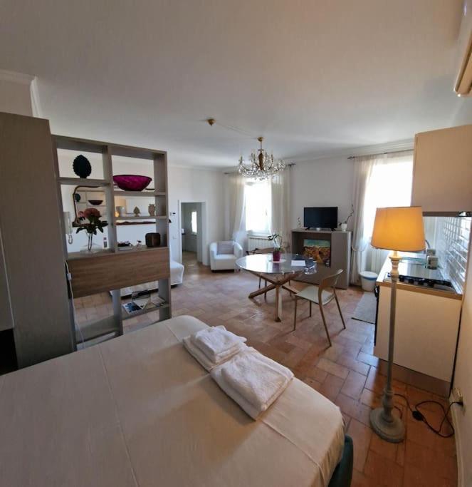 Apartamento Casa Myrtifolia Todi Exterior foto